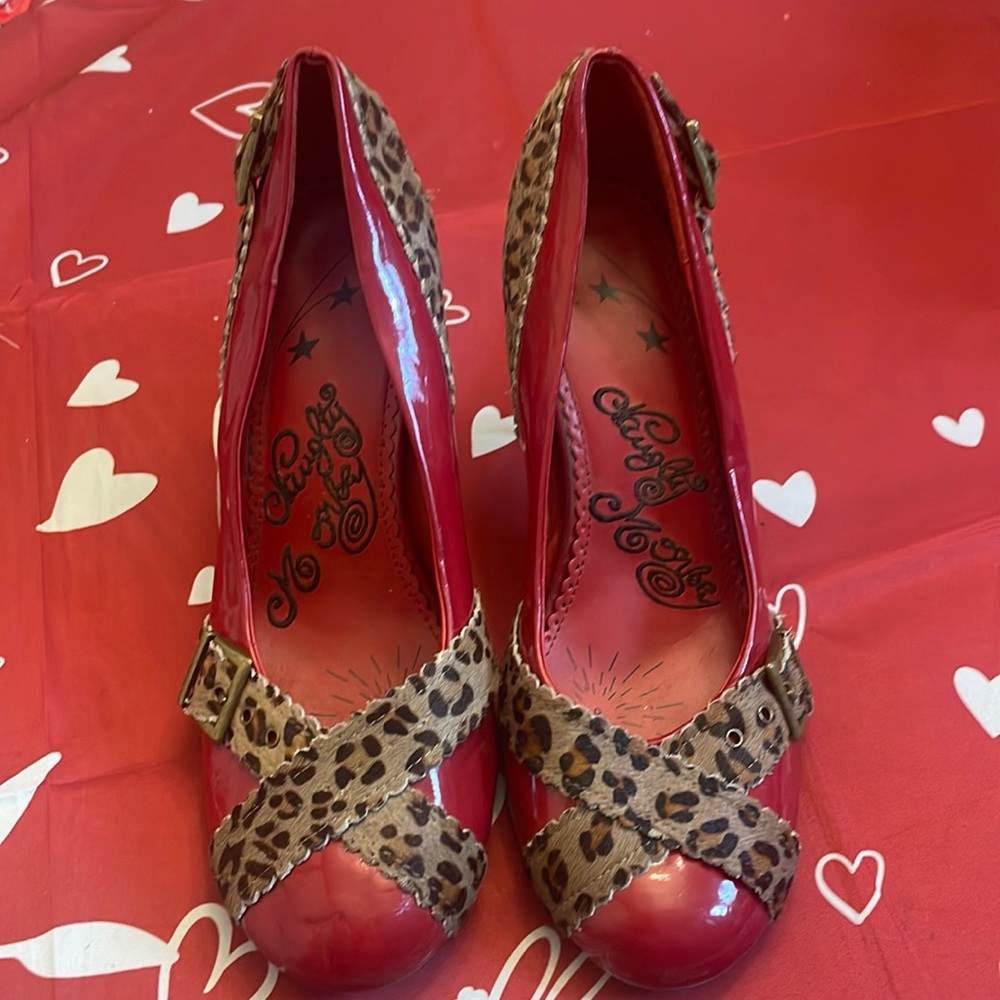 #326 Naughty Monkey Women's Out of Line 2 Pumps Heels Red & Cheetah Leapord 10
